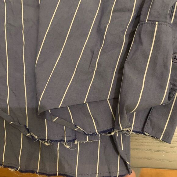 Kendal + Kylie Cold Shoulder Striped Button Down NWT - Picture 5 of 6